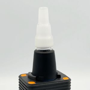 Adaptateur en verre installé sur Venty a connecter sur une pipe à eau, pour une vapeur plus fraîche 
